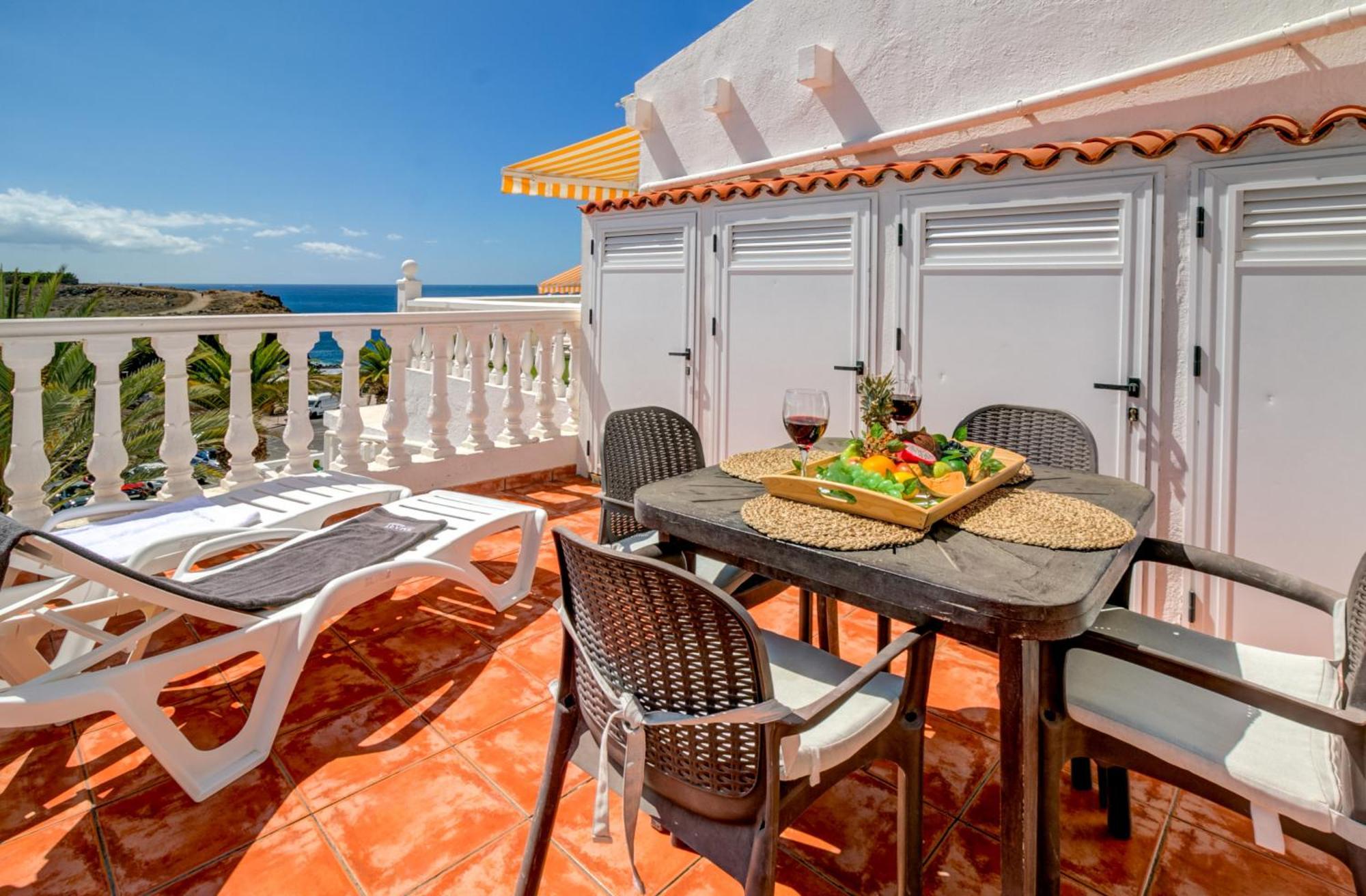 Relax Front Sea Apartment Callao Salvaje Exterior photo