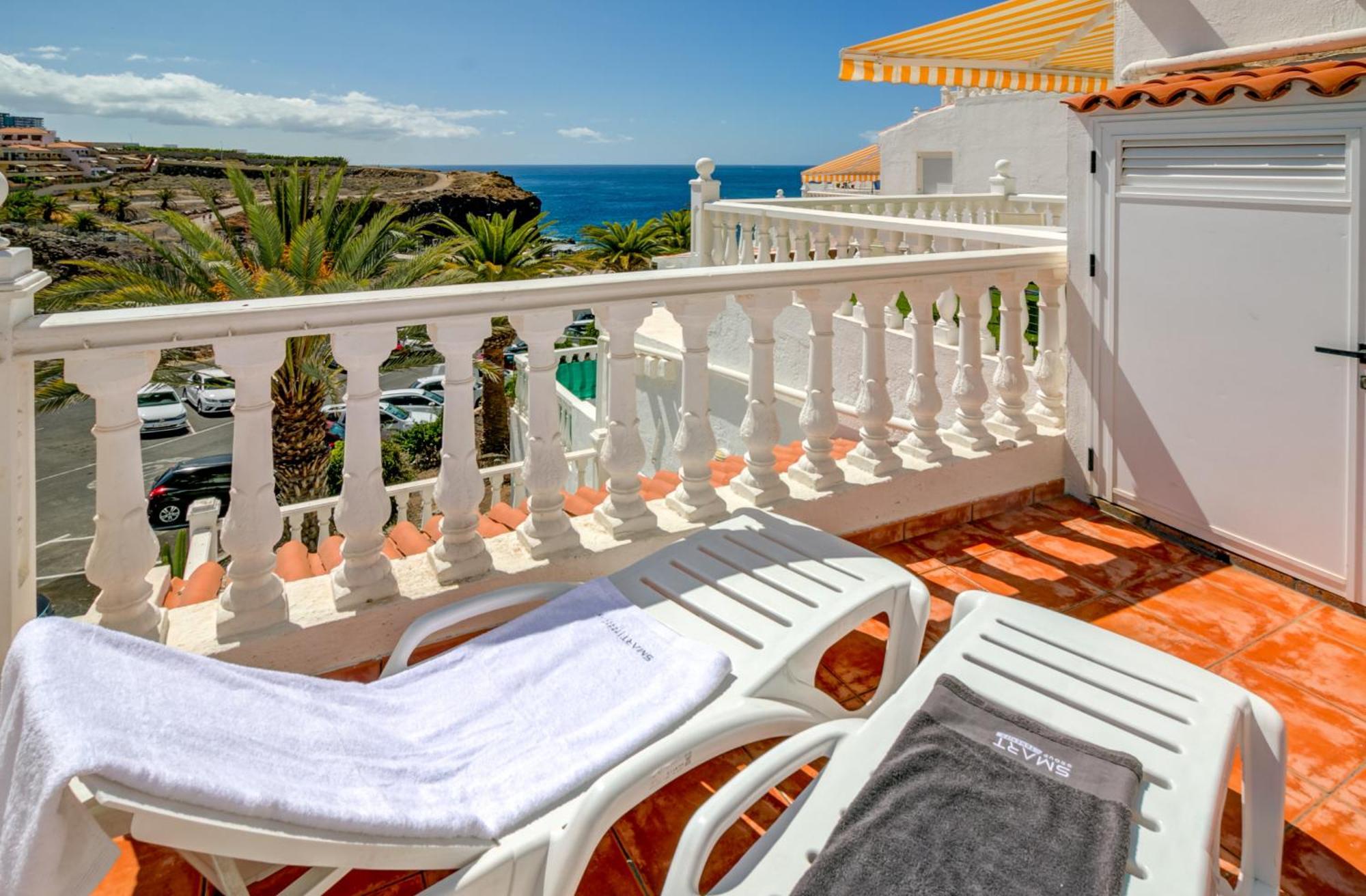 Relax Front Sea Apartment Callao Salvaje Exterior photo